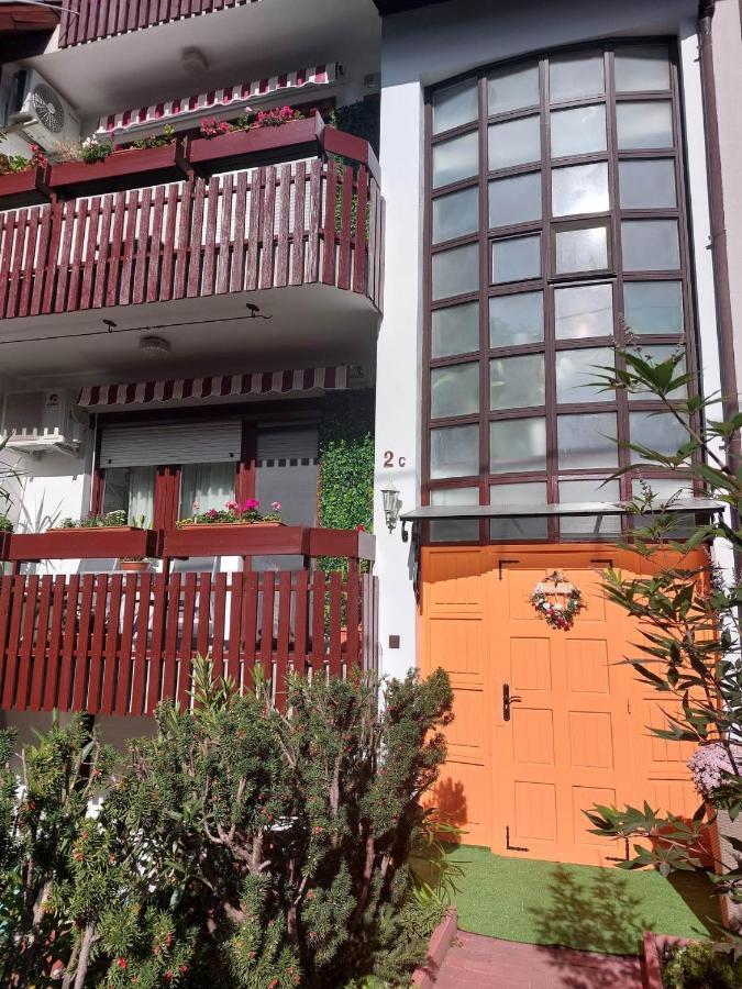 Summer House Emeleti Szoba Debreczyn Zewnętrze zdjęcie